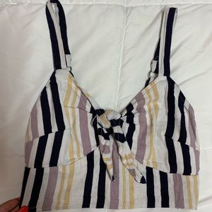 Hollister Tie-Front Crop Top